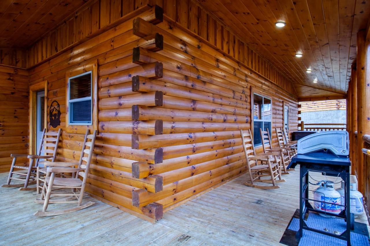Swimming Bears Lodge 1 With Indoor Pool And Hot Tub Pigeon Forge Εξωτερικό φωτογραφία