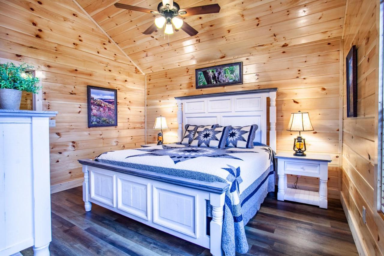 Swimming Bears Lodge 1 With Indoor Pool And Hot Tub Pigeon Forge Εξωτερικό φωτογραφία